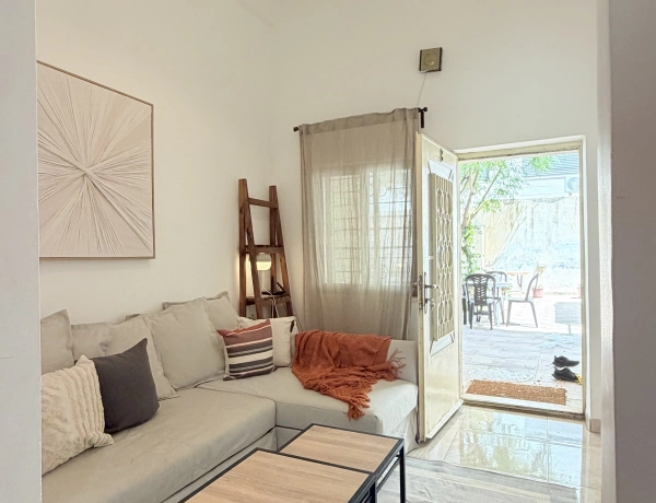 2-Bedroom Apartment for Rent in Jabal Al-Weibdeh, Amman | Spacious Terrace & 330 m² Total Area