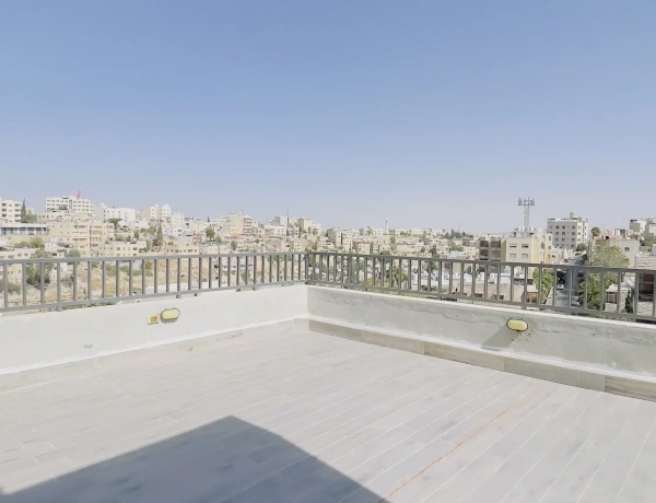 Elegant Duplex Rooftop Apartment – Jabal Al-Lweibdeh
