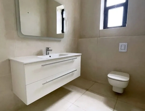 Modern 3-Bedroom Apartment in Abdoun, Amman