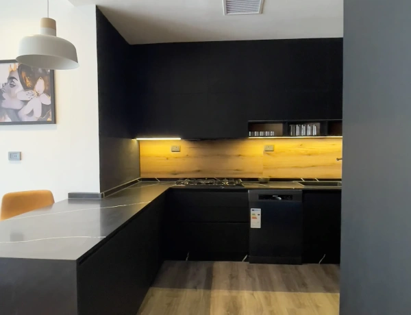 Luxurious Duplex Apartment with Rooftop and Panoramic View – Abdoun