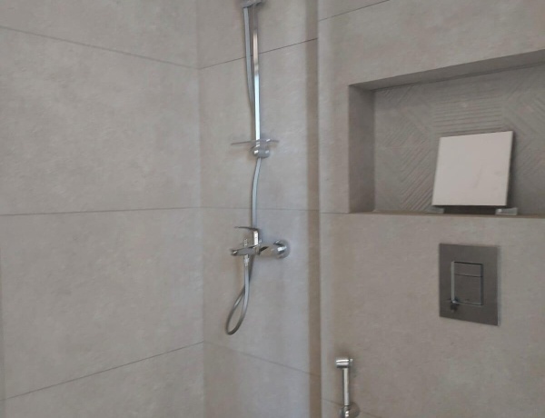Luxury 3-Bedrooms Duplex Apartment with Roof - 4th Circle,Amman