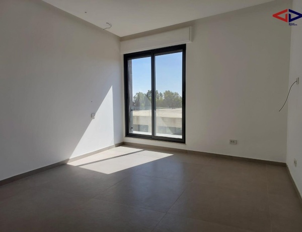 Luxury 3-Bedrooms Apartment - 4th Circle, Amman