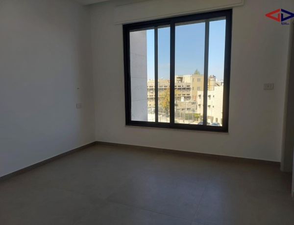 Luxury 3-Bedrooms Duplex Apartment with Roof - 4th Circle,Amman