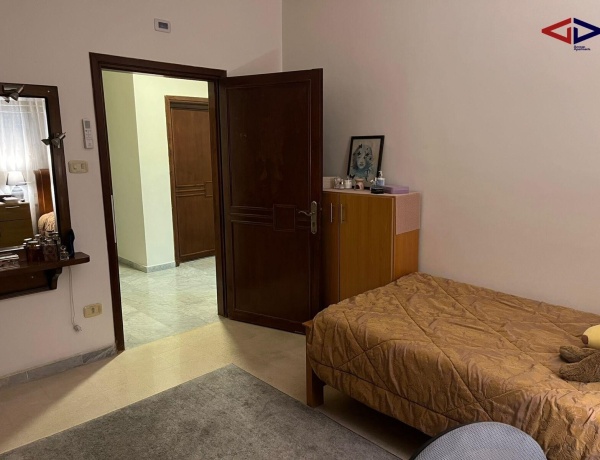 Comfortable 3-Bedrooms Apartments with a Small Balcony - 4th Circle, Amman