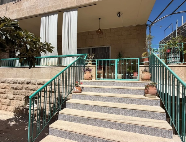 Spacious 3-Bedroom Apartment for Rent in Jabal Al Weibdeh, Amman