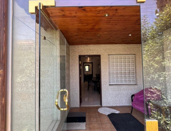 Fully Furnished 3-Bedroom Ground Floor Apartment with Private Garden in Wadi Saqra – Amman