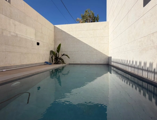 Spacious Four-Bedroom Apartment for sale in Abdoun, Amman