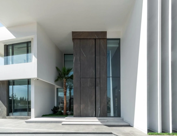 Luxury Palace for Sale in Dabouq, Amman – 1,500 sqm Palace on 1,800 sqm Land