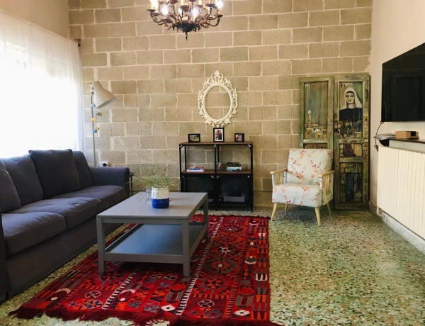 2-Bedroom Ground-Floor Apartment for Sale in Jabal Al Lweibdeh – Near Jordan National Gallery of Fine Arts