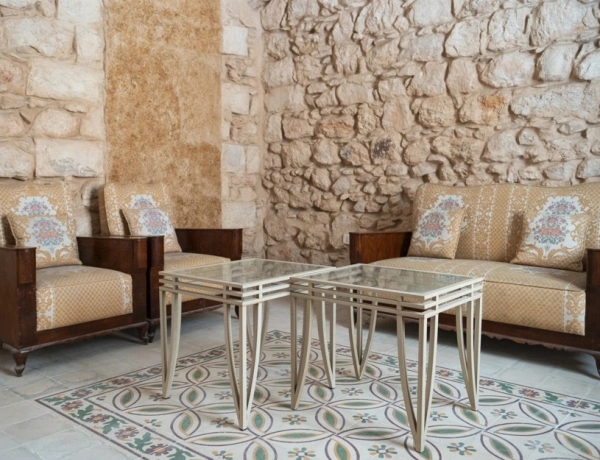 2-Bedroom Apartment for Rent in Jabal Al-Weibdeh, Amman – 150 sqm