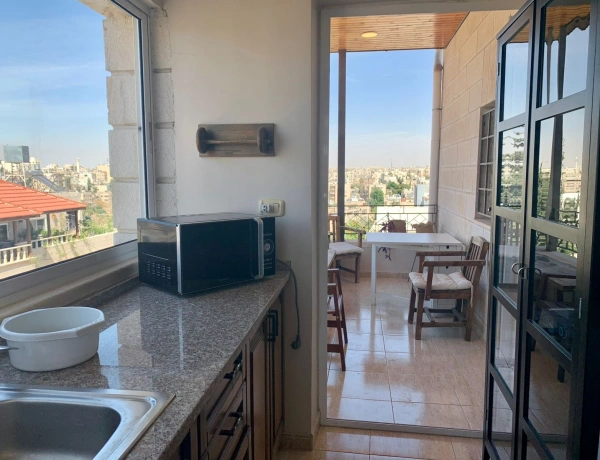 90 sqm 2-Bedroom Apartment with Rooftop Access & Beautiful Views