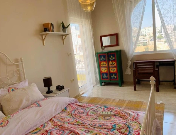 90 sqm 2-Bedroom Apartment with Rooftop Access & Beautiful Views