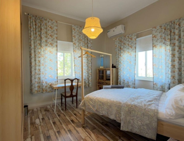 Spacious Apartment for Rent in Jabal Al Weibdeh – 3 Bedrooms, 2 Bathrooms, 2 Balconies, 150 sqm