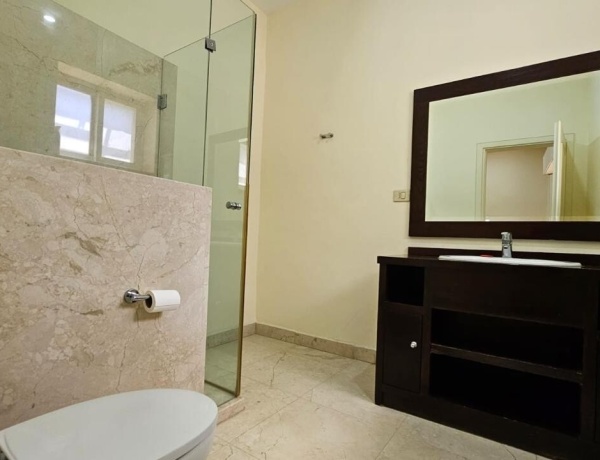 Luxury 3-Bedroom Ground Floor Duplex with Garden for Rent in 4th Circle, Amman