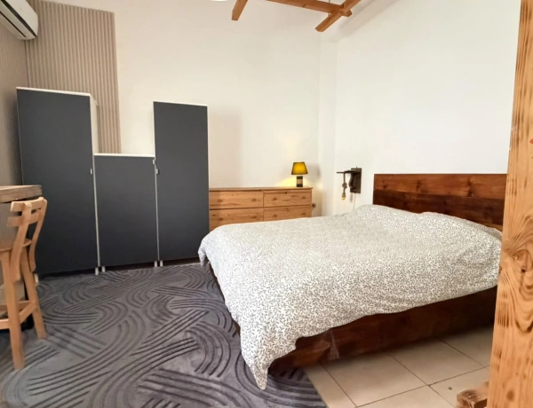 1-Bedroom Apartment for Rent in Jabal Al Weibdeh – 60 sqm