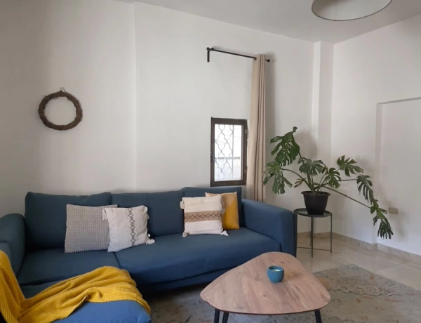 Modern 1-Bedroom Apartment with Private Terrace in Jabal Al Weibdeh