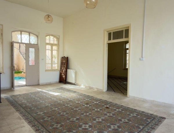 Unique Heritage Apartment in a Historic House | 3 Bedrooms