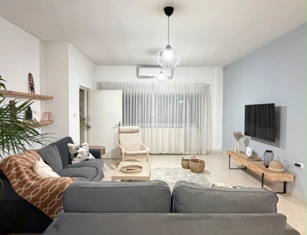 2-Bedroom Apartment for Rent in Jabal Al-Weibdeh, Amman – 150 SQM