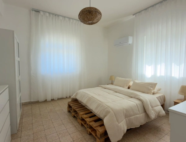 Spacious 2-Bedroom Apartment for Rent in Jabal Al-Weibdeh, Amman
