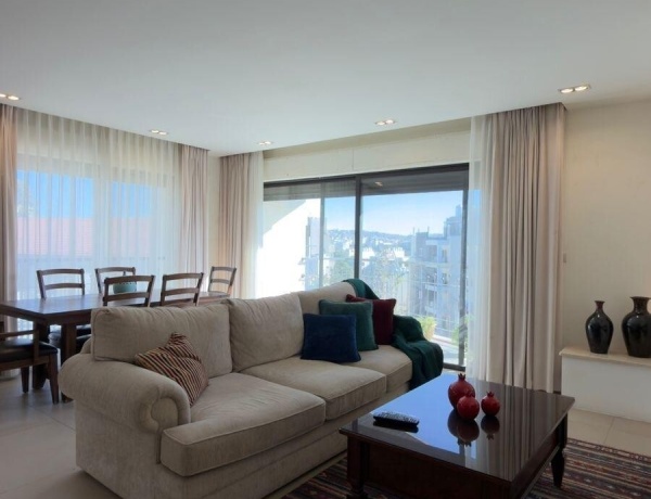 Luxury Apartment for Rent in Jabal Al Weibdeh – 140 sqm, 3 Bedrooms, Third Floor