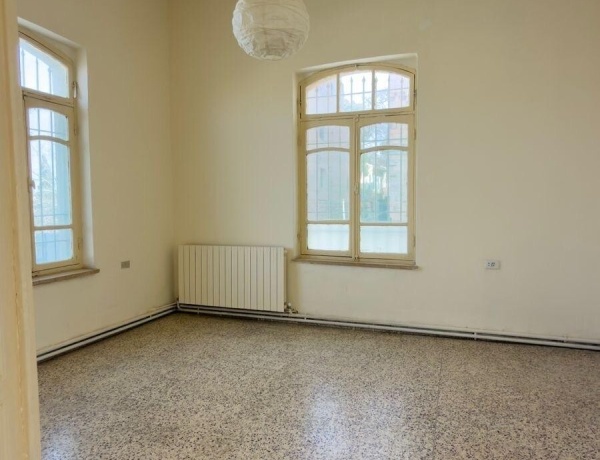 Unique Heritage Apartment in a Historic House | 3 Bedrooms