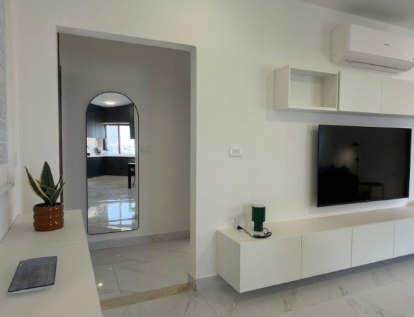 Spacious 2 Master Bedroom Apartment with Terrace for Rent in Jabal Amman – Near Second Circle