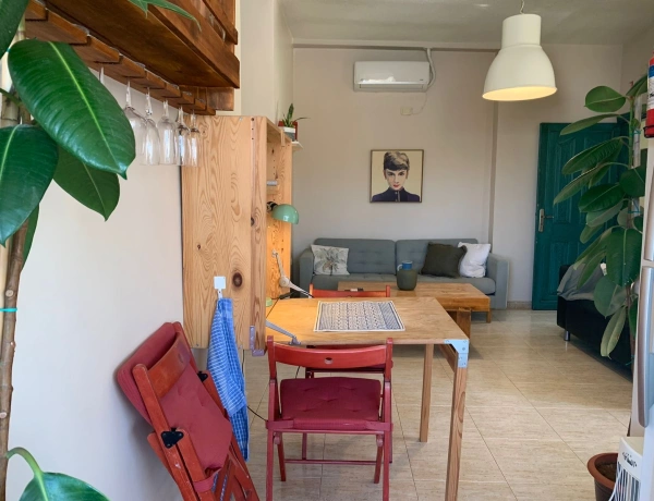 90 sqm 2-Bedroom Apartment with Rooftop Access & Beautiful Views