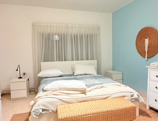 2-Bedroom Apartment for Rent in Jabal Al-Weibdeh, Amman – 150 SQM
