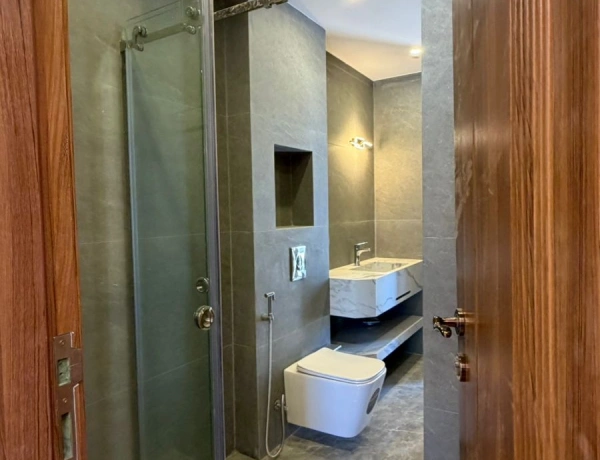 Duplex Apartment for Rent in Abdoun | 3 Bedrooms | 263 sqm | Roof & Terrace