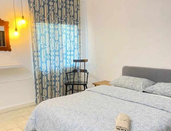 Furnished 3-Bedroom Apartment with Balconies for Rent in Rainbow Street, Jabal Amman
