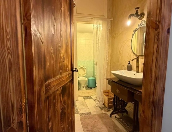 2-Bedroom Ground-Floor Apartment for Sale in Jabal Al Lweibdeh – Near Jordan National Gallery of Fine Arts