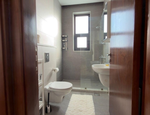 Luxury Apartment for Rent in Al-Suweifiyeh – 3 Bedrooms, 3 Bathrooms, 165 sqm
