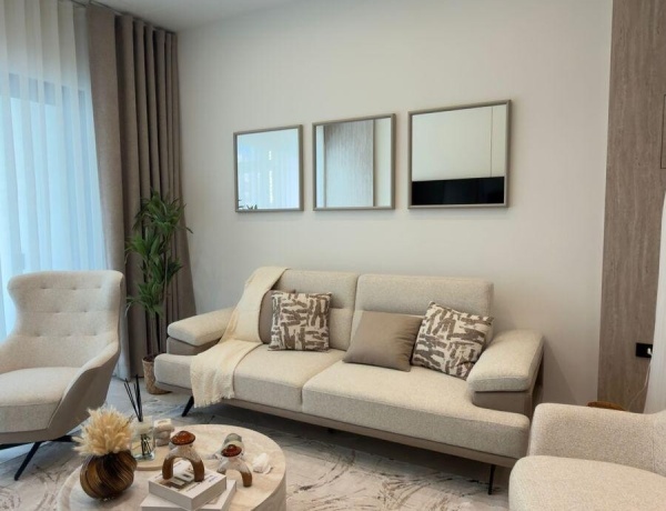 Modern Furnished 2-Bedroom Apartment for Rent in Sweifieh, Amman – 85 sqm