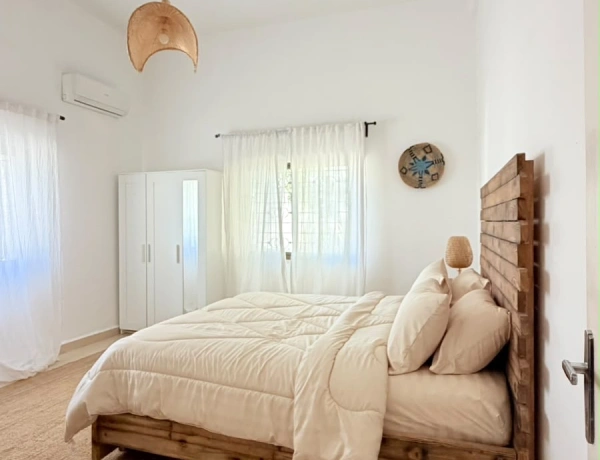 2-Bedroom Apartment for Rent in Jabal Al-Weibdeh, Amman | Spacious Terrace & 330 m² Total Area