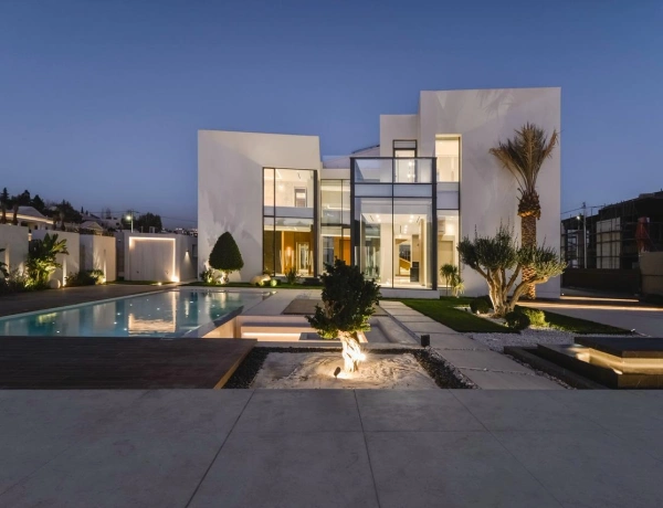 Luxury Palace for Sale in Dabouq, Amman – 1,500 sqm Palace on 1,800 sqm Land