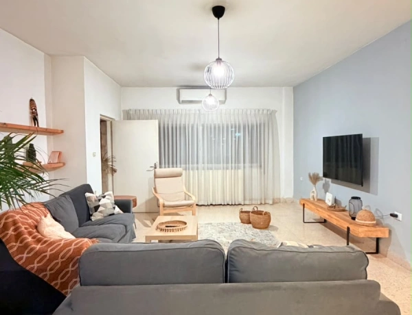 2-Bedroom Apartment for Rent in Jabal Al-Weibdeh, Amman – 150 SQM