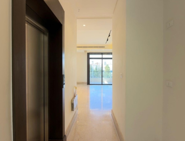Luxury 5-Bedroom Villa with Pool & Rooftop in Abdoun, Amman
