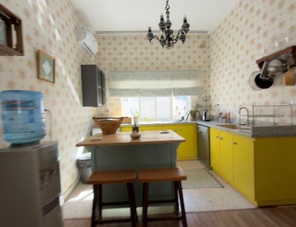 Spacious Apartment for Rent in Jabal Al Weibdeh – 3 Bedrooms, 2 Bathrooms, 2 Balconies, 150 sqm
