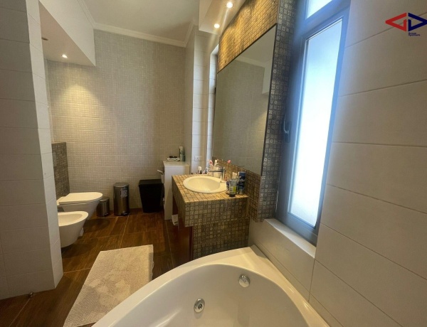 Modern 2-Bedroom Serviced Apartment for Rent in Jabal Amman – 4th Circle | 210m² Luxury Living