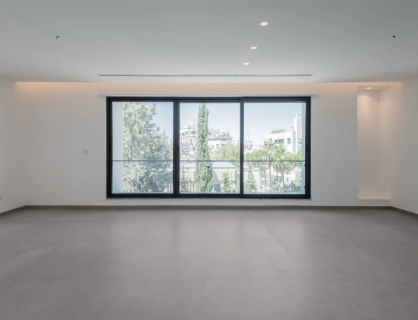 Luxury 3-Bedroom Semi-Furnished Apartment for Rent at 4th Circle, Amman