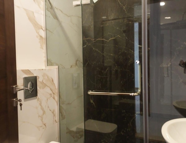 Luxury Ground Floor Apartment with Private Terrace for Sale in Deir Ghbar – 3 Bedrooms