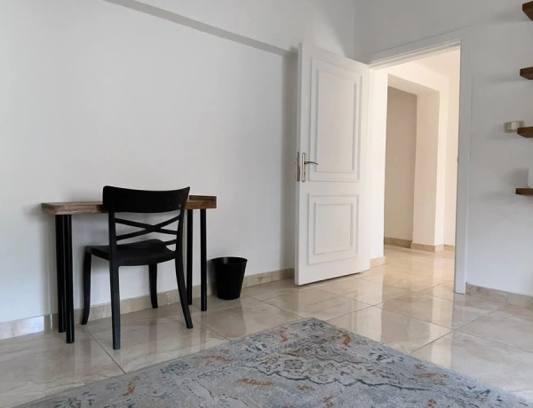 Modern 1-Bedroom Apartment with Private Terrace in Jabal Al Weibdeh