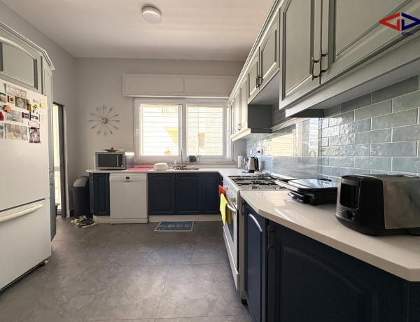 North Abdoun Furnished 3 Bedroom Flat for Annual Rent