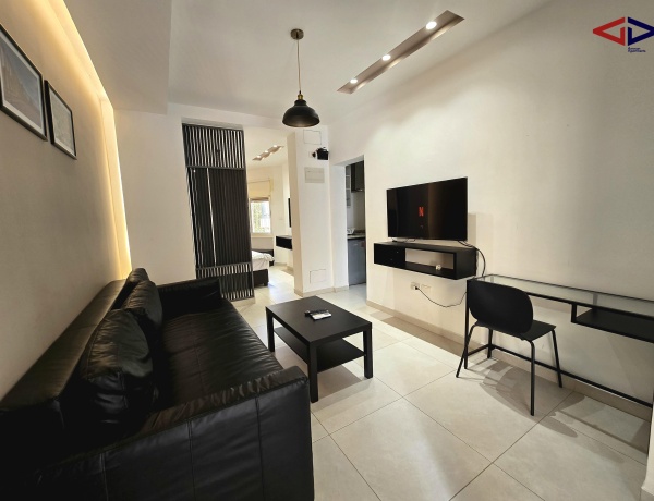 Suite with Shared Garden @ No7 Boutique Apartments | All services included in rent