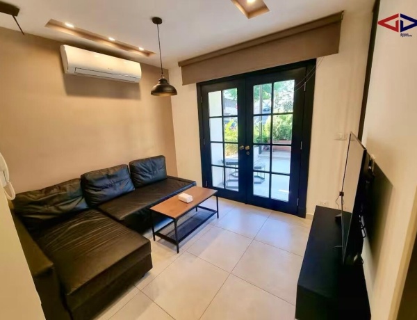 Studio with Front Patio @ No7 Boutique Apartments