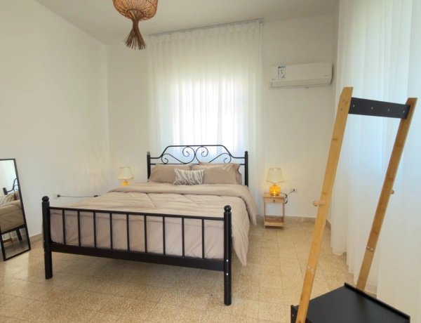 Spacious 2-Bedroom Apartment for Rent in Jabal Al-Weibdeh, Amman
