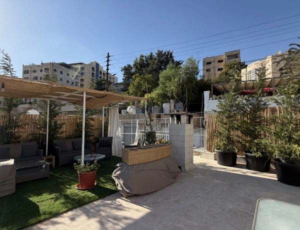 Charming Heritage House for Rent in Jabal Al-Weibdeh | 2 Bedrooms, Spacious Terrace & Expansion Potential