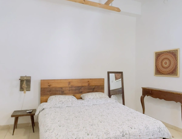 Apartment for Rent in Jabal Al Lweibdeh | 1 Bedroom | 60 sqm