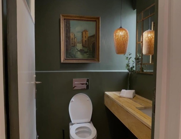 2-Bedroom Apartment for Rent in Jabal Al-Weibdeh Near Paris Square