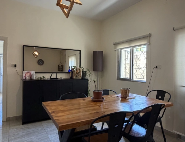 2-Bedroom Apartment for rent in Jabal Al Lweibdeh | 120 sqm | Amman